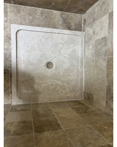 Receveur en pierre naturelle de travertin pleine masse bac a douche en travertin eos carrelage